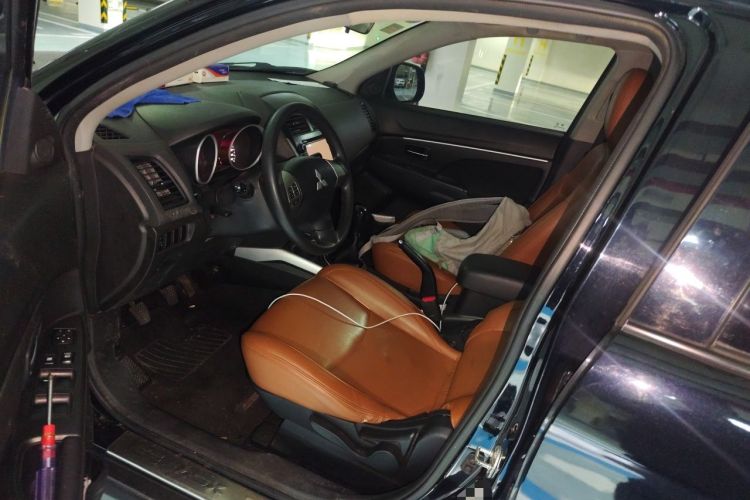 Used Mitsubishi ASX 2013 2.0L Manual Two-Wheel Drive Comfort Edition Driver Seat