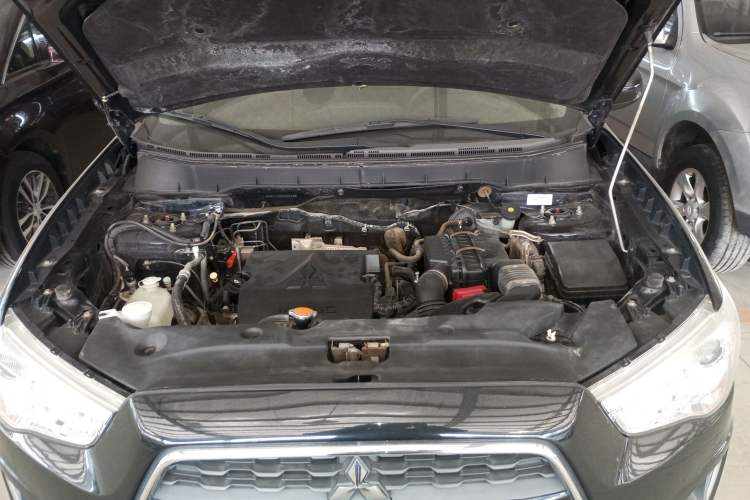 Used Mitsubishi ASX 2013 1.6L Manual Two-Wheel Drive Standard Edition Engine Bay