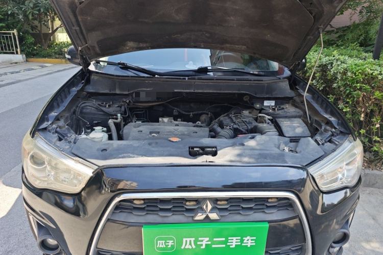 Used Mitsubishi ASX 2013 2.0L CVT Four-Wheel Drive Premium Edition Engine Bay