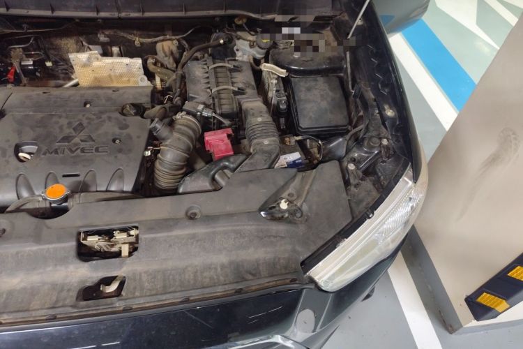 Used Mitsubishi ASX 2013 2.0L Manual Two-Wheel Drive Comfort Edition Engine Bay Left