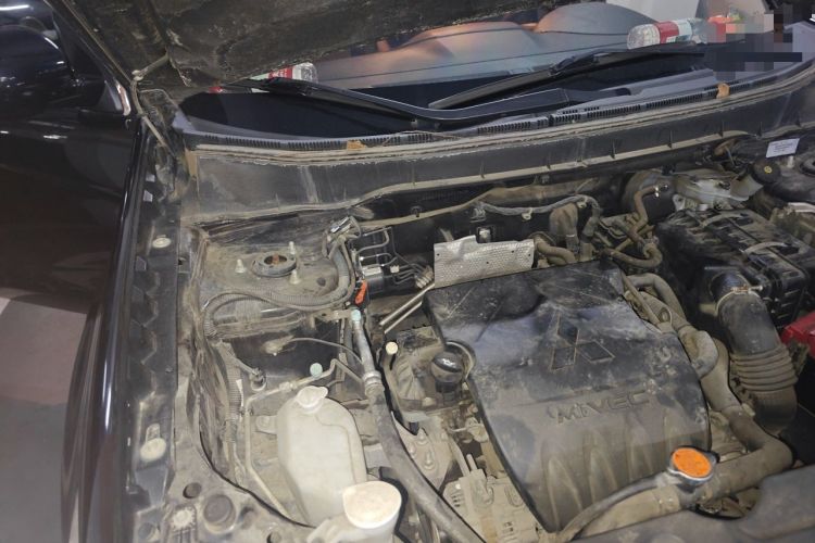 Used Mitsubishi ASX 2013 1.6L Manual Two-Wheel Drive Standard Edition Engine Bay Right
