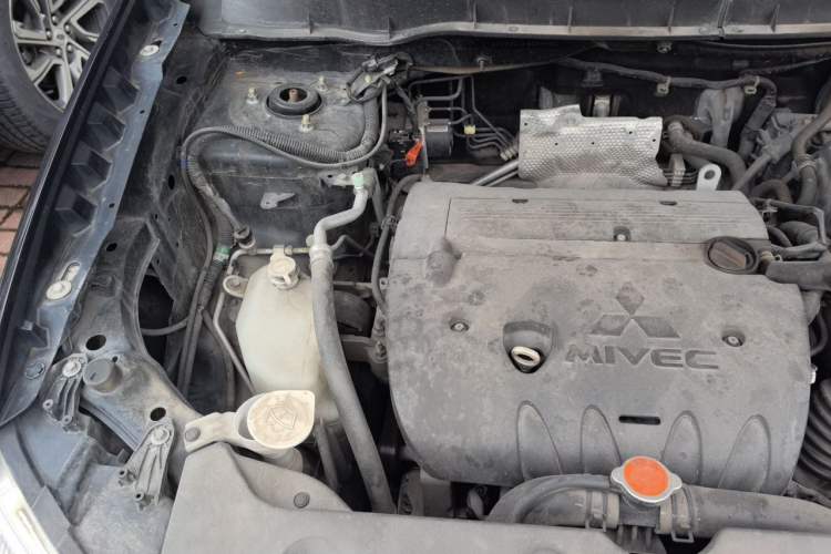 Used Mitsubishi ASX 2013 2.0L Manual Two-Wheel Drive Comfort Edition Engine Bay Right
