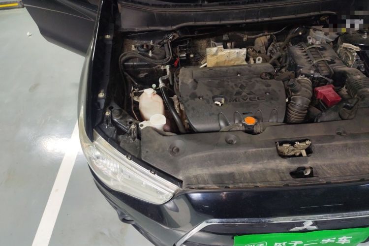 Used Mitsubishi ASX 2013 2.0L Manual Two-Wheel Drive Comfort Edition Engine Bay Right