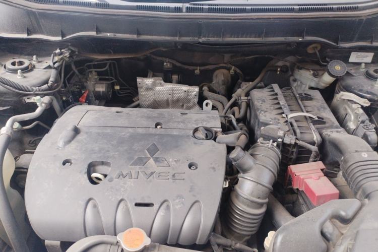 Used Mitsubishi ASX 2013 2.0L CVT Four-Wheel Drive Premium Edition Engine Bay