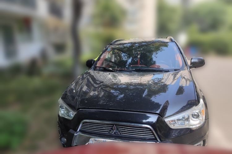 Used Mitsubishi ASX 2013 2.0L CVT Four-Wheel Drive Premium Edition Front