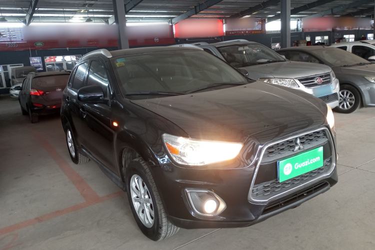 Used Mitsubishi ASX 2013 1.6L Manual Two-Wheel Drive Standard Edition Front Right 45 Deg