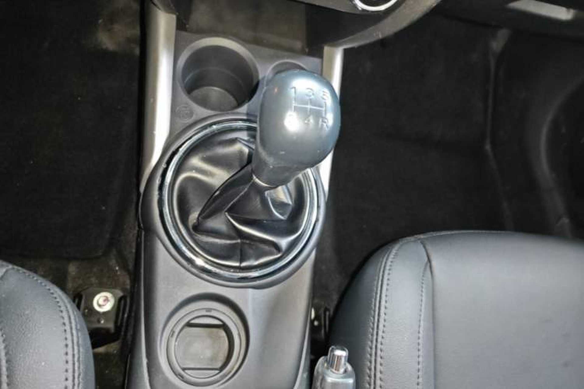 Used Mitsubishi ASX 2013 2.0L Manual Two-Wheel Drive Comfort Edition Gear Lever