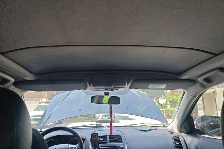 Used Mitsubishi ASX 2013 2.0L CVT Four-Wheel Drive Premium Edition Headliner