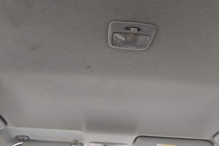Used Mitsubishi ASX 2013 2.0L CVT Two-Wheel Drive Elite Edition Headliner