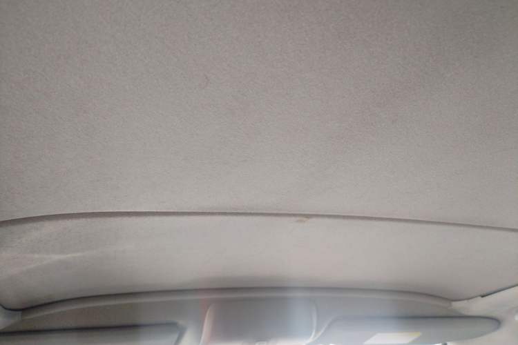 Used Mitsubishi ASX 2013 2.0L CVT Four-Wheel Drive Premium Edition Headliner