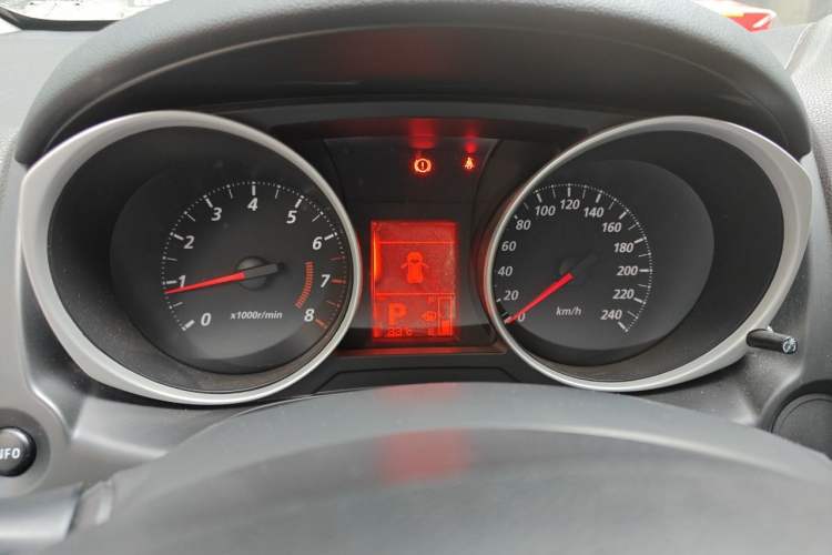 Used Mitsubishi ASX 2013 2.0L CVT Two-Wheel Drive Elite Edition Instrument Cluster
