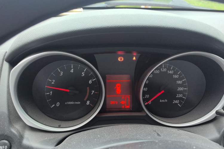 Used Mitsubishi ASX 2013 2.0L Manual Two-Wheel Drive Comfort Edition Instrument Cluster