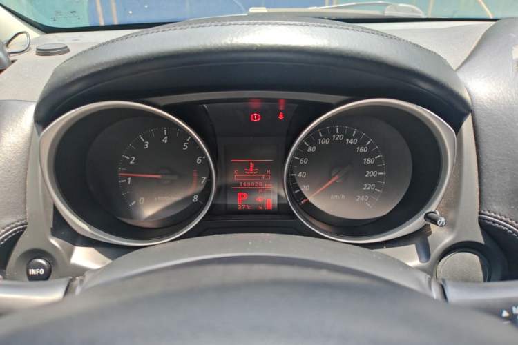 Used Mitsubishi ASX 2013 2.0L CVT Two-Wheel Drive Elite Edition Instrument Cluster