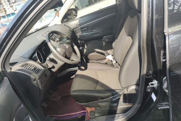 Used Mitsubishi ASX 2013 1.6L Manual Two-Wheel Drive Standard Edition Left Front Seat