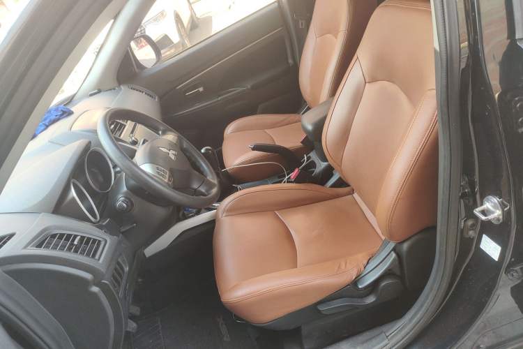 Used Mitsubishi ASX 2013 2.0L Manual Two-Wheel Drive Comfort Edition Left Front Seat
