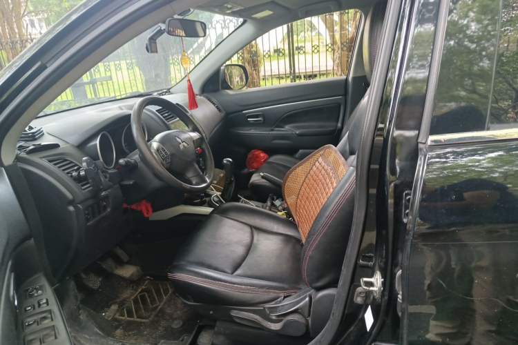 Used Mitsubishi ASX 2013 1.6L Manual Two-Wheel Drive Standard Edition Left Front Seat