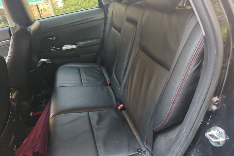 Used Mitsubishi ASX 2013 2.0L CVT Four-Wheel Drive Premium Edition Left Rear Seat