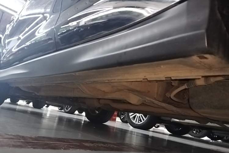 Used Mitsubishi ASX 2013 2.0L CVT Two-Wheel Drive Elite Edition Left Side Sill