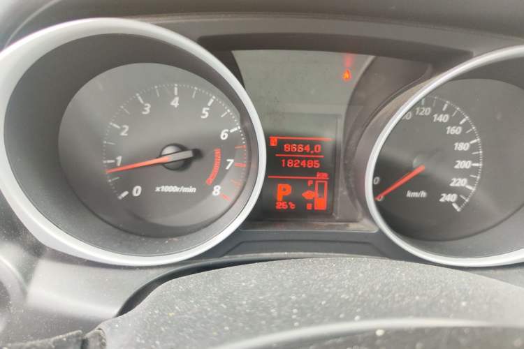 Used Mitsubishi ASX 2013 2.0L CVT Two-Wheel Drive Elite Edition Odometer Close Up