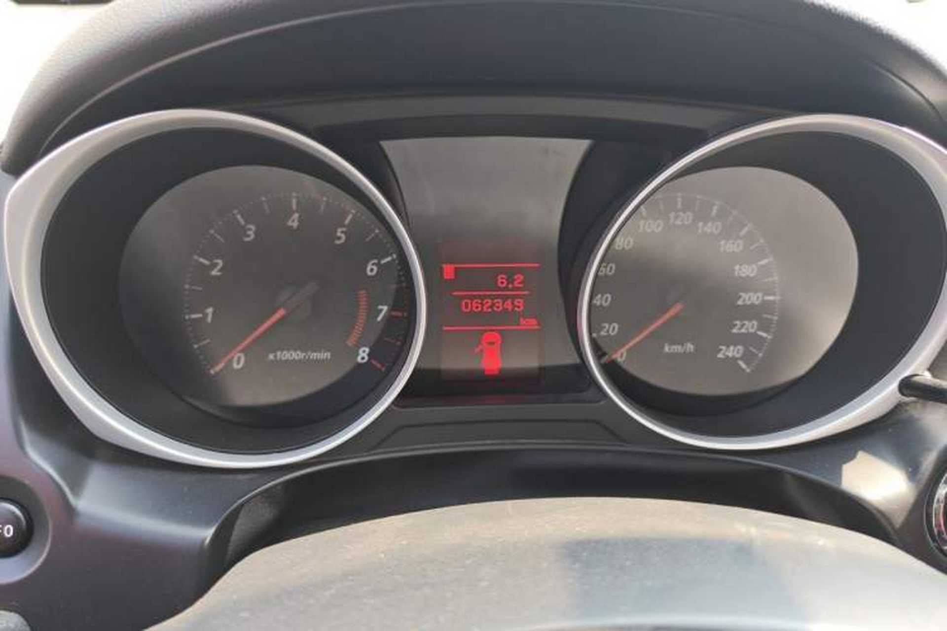 Used Mitsubishi ASX 2013 2.0L CVT Two-Wheel Drive Elite Edition Odometer Close Up