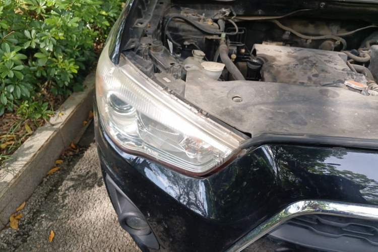 Used Mitsubishi ASX 2013 1.6L Manual Two-Wheel Drive Standard Edition Right Front Headlight