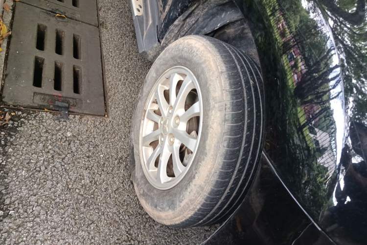 Used Mitsubishi ASX 2013 1.6L Manual Two-Wheel Drive Standard Edition Right Front Wheel Hub