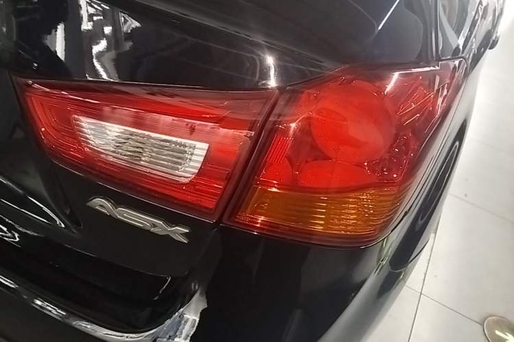 Used Mitsubishi ASX 2013 2.0L CVT Two-Wheel Drive Elite Edition Right Rear Taillight
