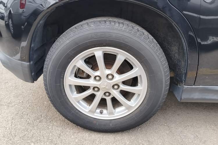 Used Mitsubishi ASX 2013 2.0L Manual Two-Wheel Drive Comfort Edition Right Rear Wheel Hub
