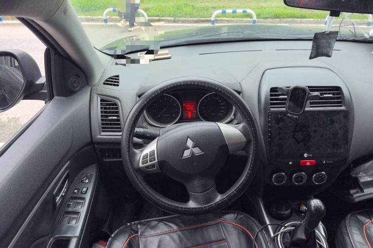 Used Mitsubishi ASX 2013 2.0L Manual Two-Wheel Drive Comfort Edition Steering Wheel