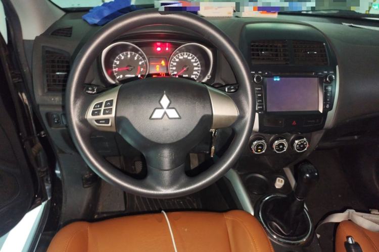Used Mitsubishi ASX 2013 2.0L Manual Two-Wheel Drive Comfort Edition Steering Wheel