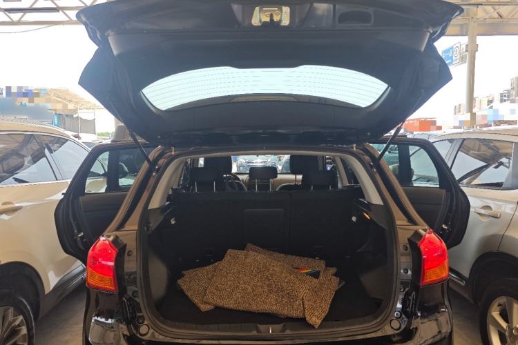 Used Mitsubishi ASX 2013 2.0L CVT Two-Wheel Drive Elite Edition Trunk