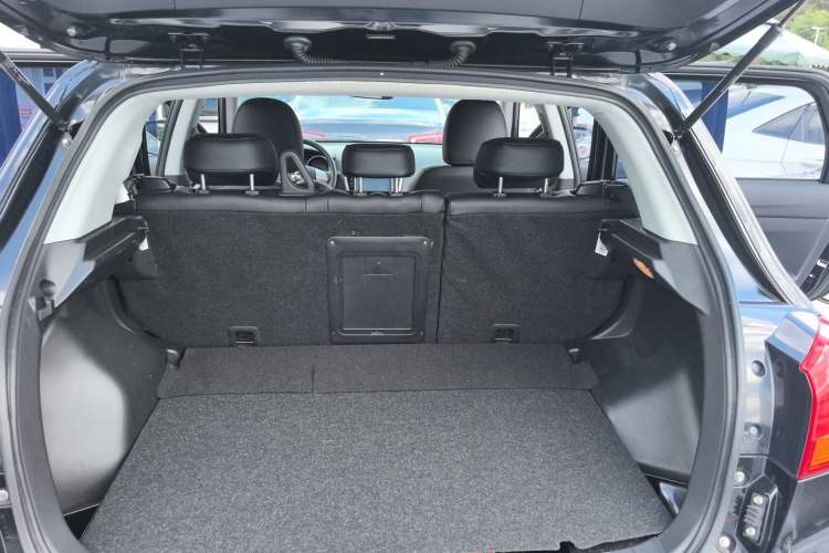Used Mitsubishi ASX 2013 2.0L CVT Two-Wheel Drive Elite Edition Trunk