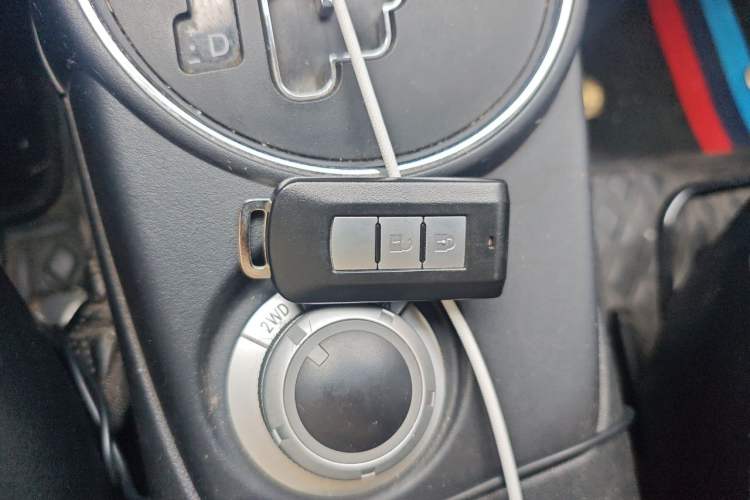 Used Mitsubishi ASX 2013 2.0L CVT Four-Wheel Drive Premium Edition Vehicle Key