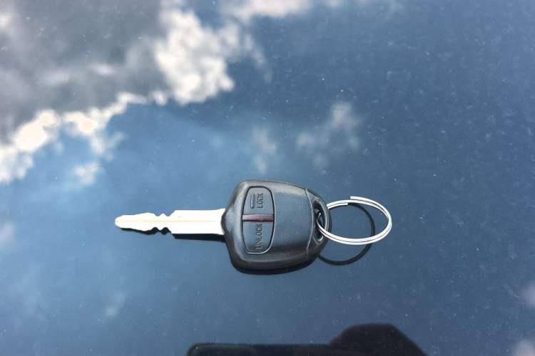 Used Mitsubishi ASX 2013 2.0L CVT Two-Wheel Drive Elite Edition Vehicle Key