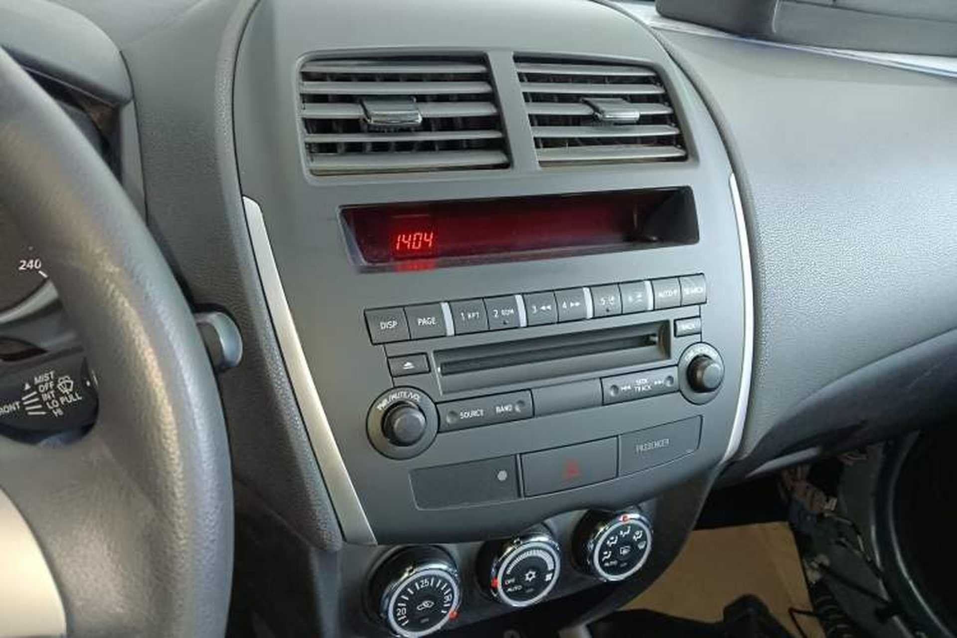 Used Mitsubishi ASX 2013 2.0L CVT Two-Wheel Drive Elite Edition Audio And AC Panel