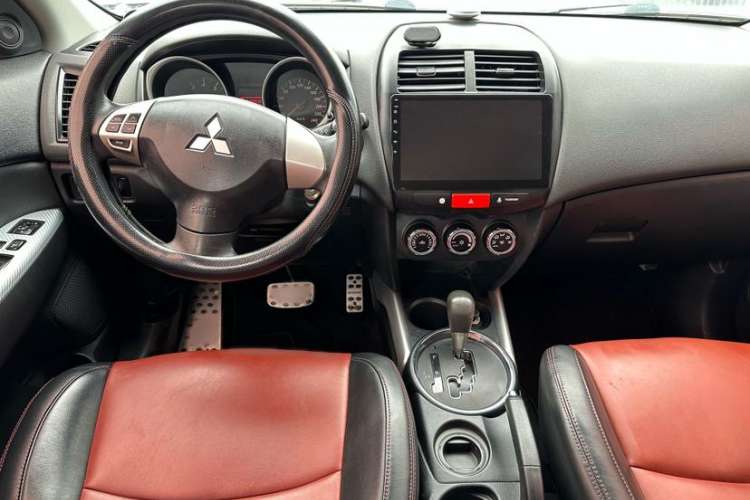 Used Mitsubishi ASX 2013 2.0L CVT Two-Wheel Drive Elite Edition Audio And AC Panel