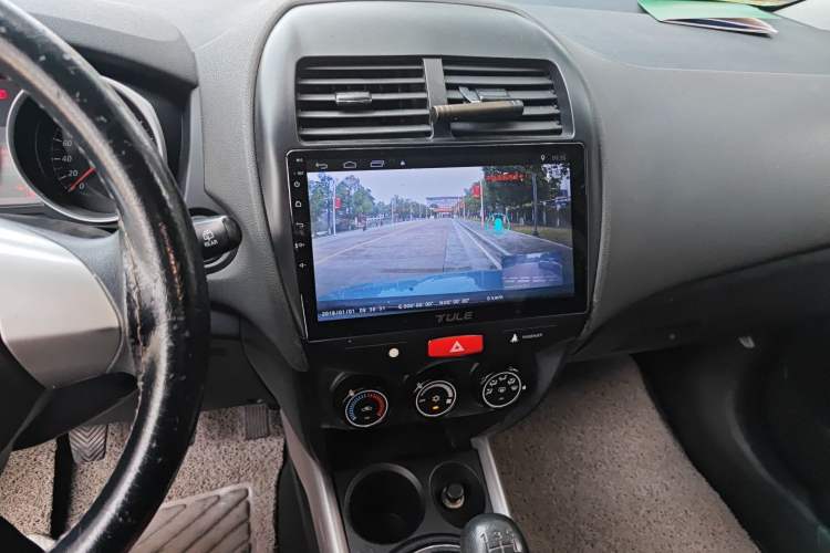Used Mitsubishi ASX 2013 1.6L Manual Two-Wheel Drive Standard Edition Audio And AC Panel