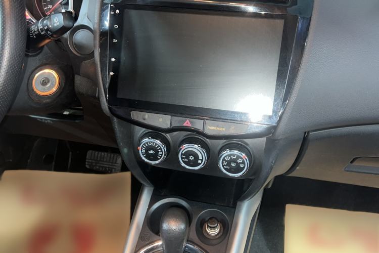 Used Mitsubishi ASX 2013 2.0L CVT Two-Wheel Drive Elite Edition Audio And AC Panel