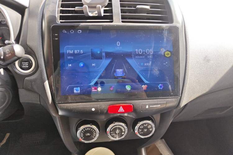 Used Mitsubishi ASX 2013 2.0L CVT Four-Wheel Drive Premium Edition Audio And AC Panel