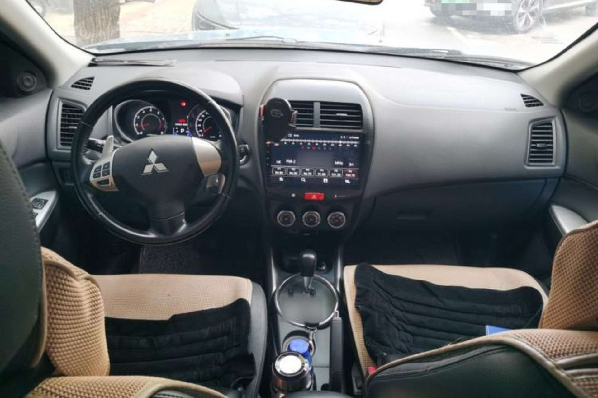 Used Mitsubishi ASX 2013 2.0L CVT Two-Wheel Drive Luxury Edition Center Console