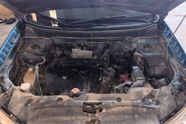 Used Mitsubishi ASX 2013 2.0L CVT Two-Wheel Drive Elite Edition Engine Bay