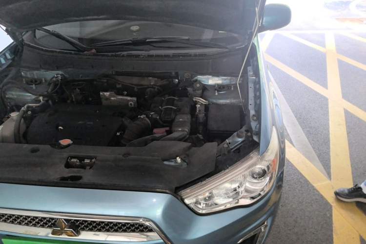 Used Mitsubishi ASX 2013 2.0L Manual Two-Wheel Drive Comfort Edition Engine Bay Left