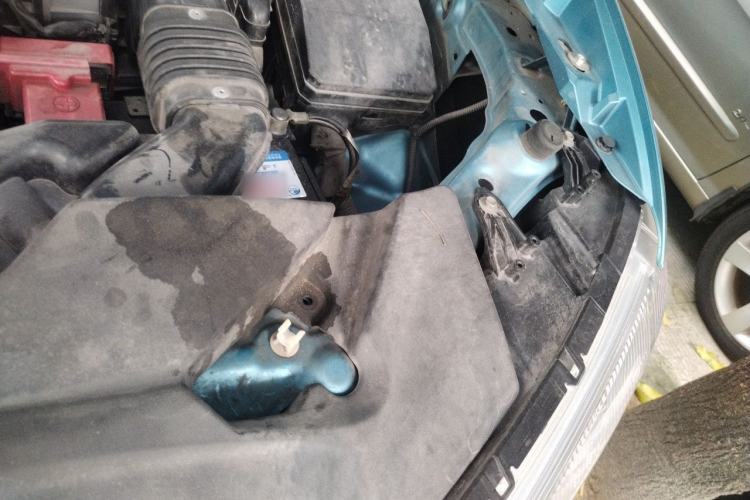 Used Mitsubishi ASX 2013 2.0L CVT Two-Wheel Drive Elite Edition Engine Bay Left