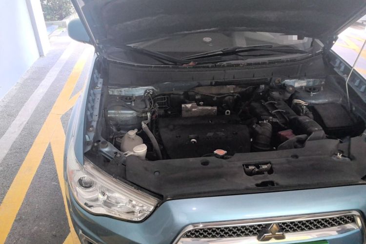 Used Mitsubishi ASX 2013 2.0L Manual Two-Wheel Drive Comfort Edition Engine Bay Right