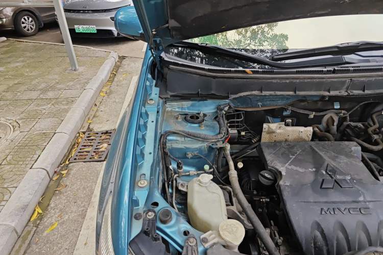 Used Mitsubishi ASX 2013 1.6L Manual Two-Wheel Drive Standard Edition Engine Bay Right