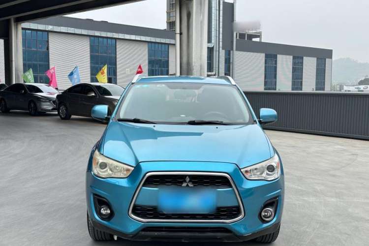 Used Mitsubishi ASX 2013 2.0L CVT Two-Wheel Drive Elite Edition Exterior 1