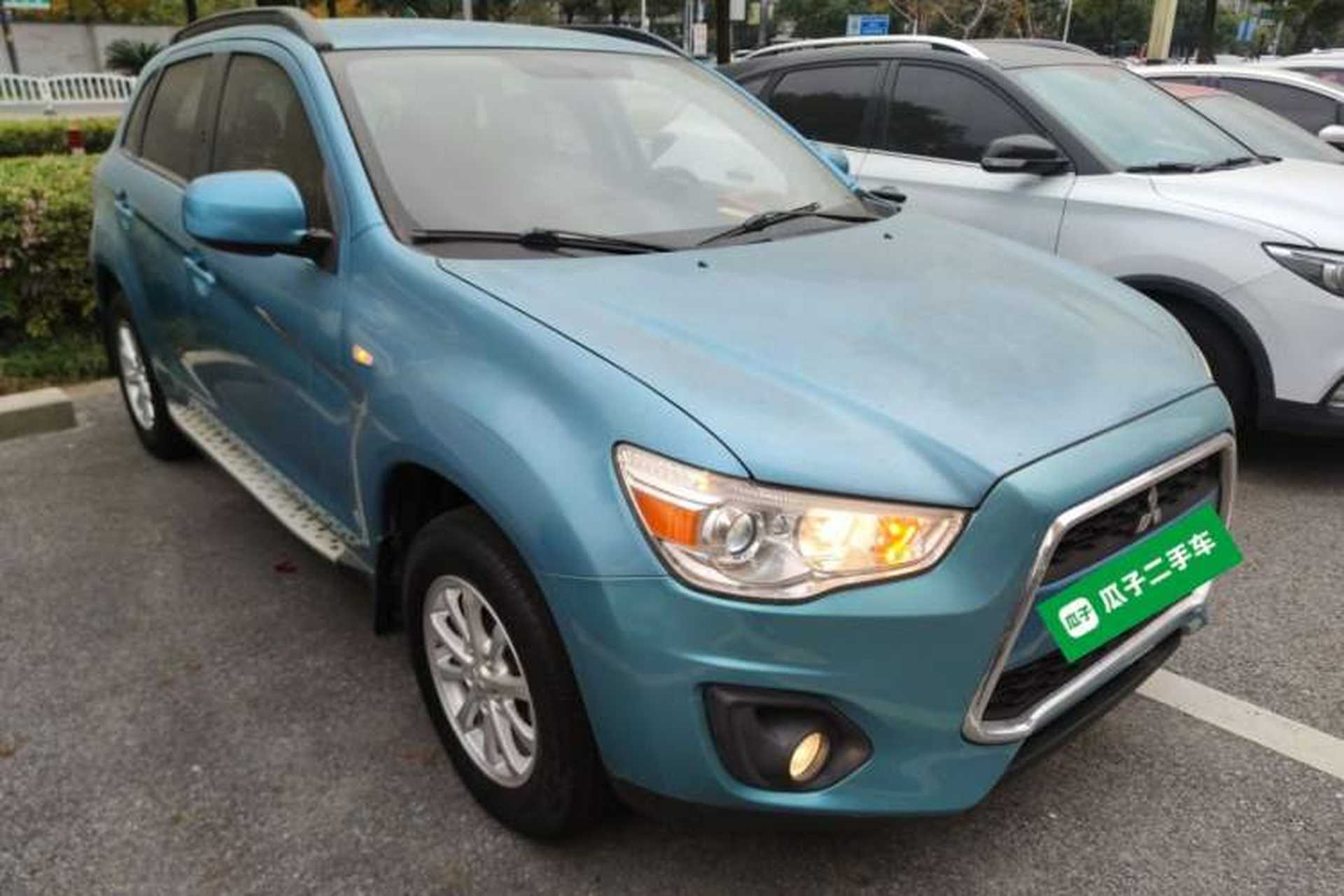 Used Mitsubishi ASX 2013 2.0L CVT Two-Wheel Drive Elite Edition Exterior 2