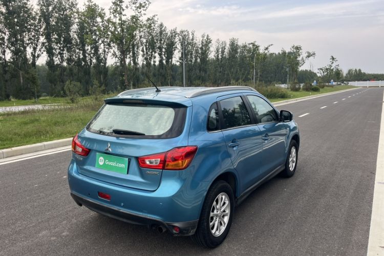 Used Mitsubishi ASX 2013 2.0L CVT Two-Wheel Drive Luxury Edition Exterior 3