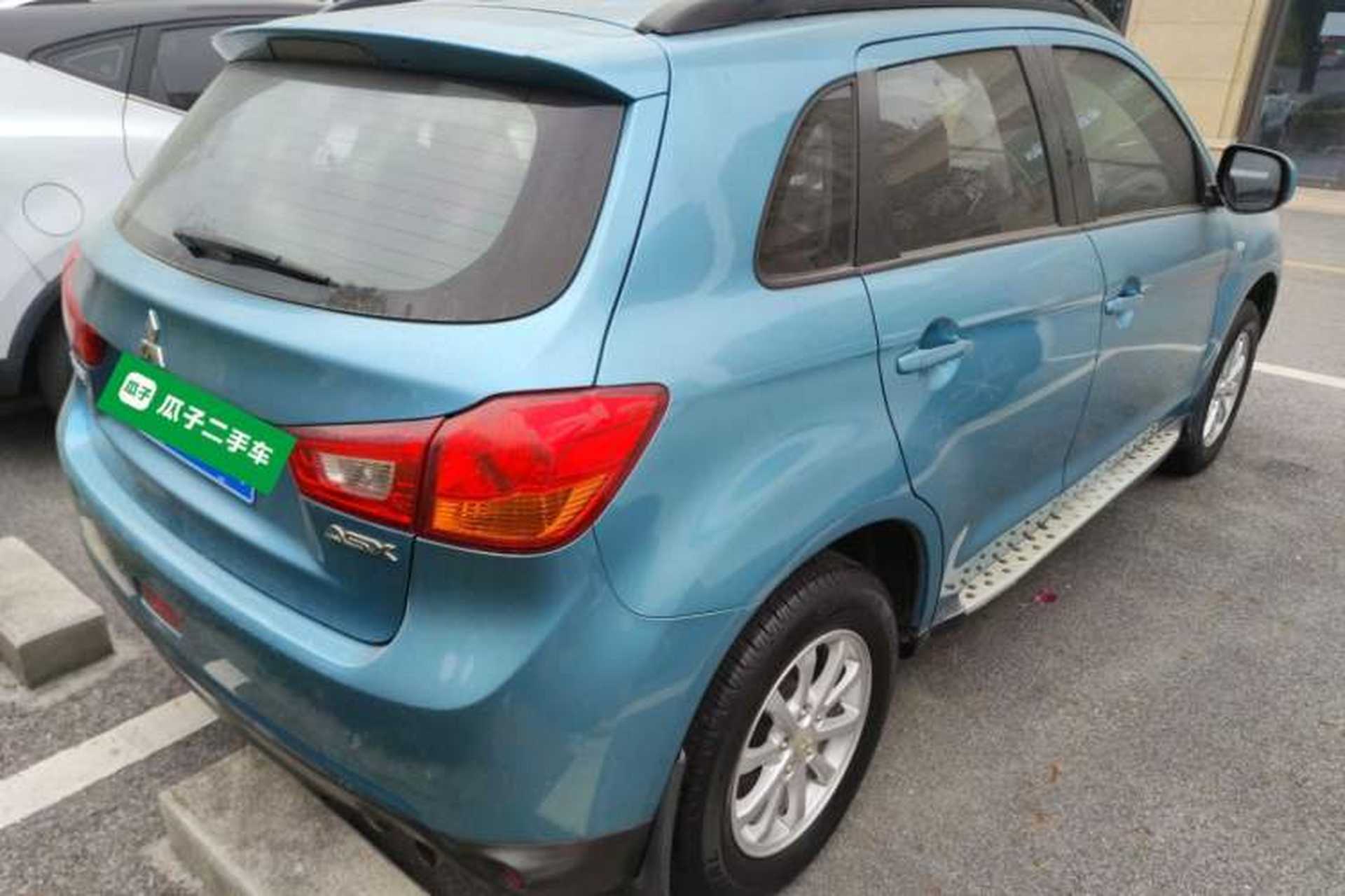 Used Mitsubishi ASX 2013 2.0L CVT Two-Wheel Drive Elite Edition Exterior 5