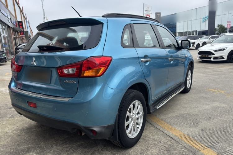 Used Mitsubishi ASX 2013 2.0L CVT Two-Wheel Drive Elite Edition Exterior 6